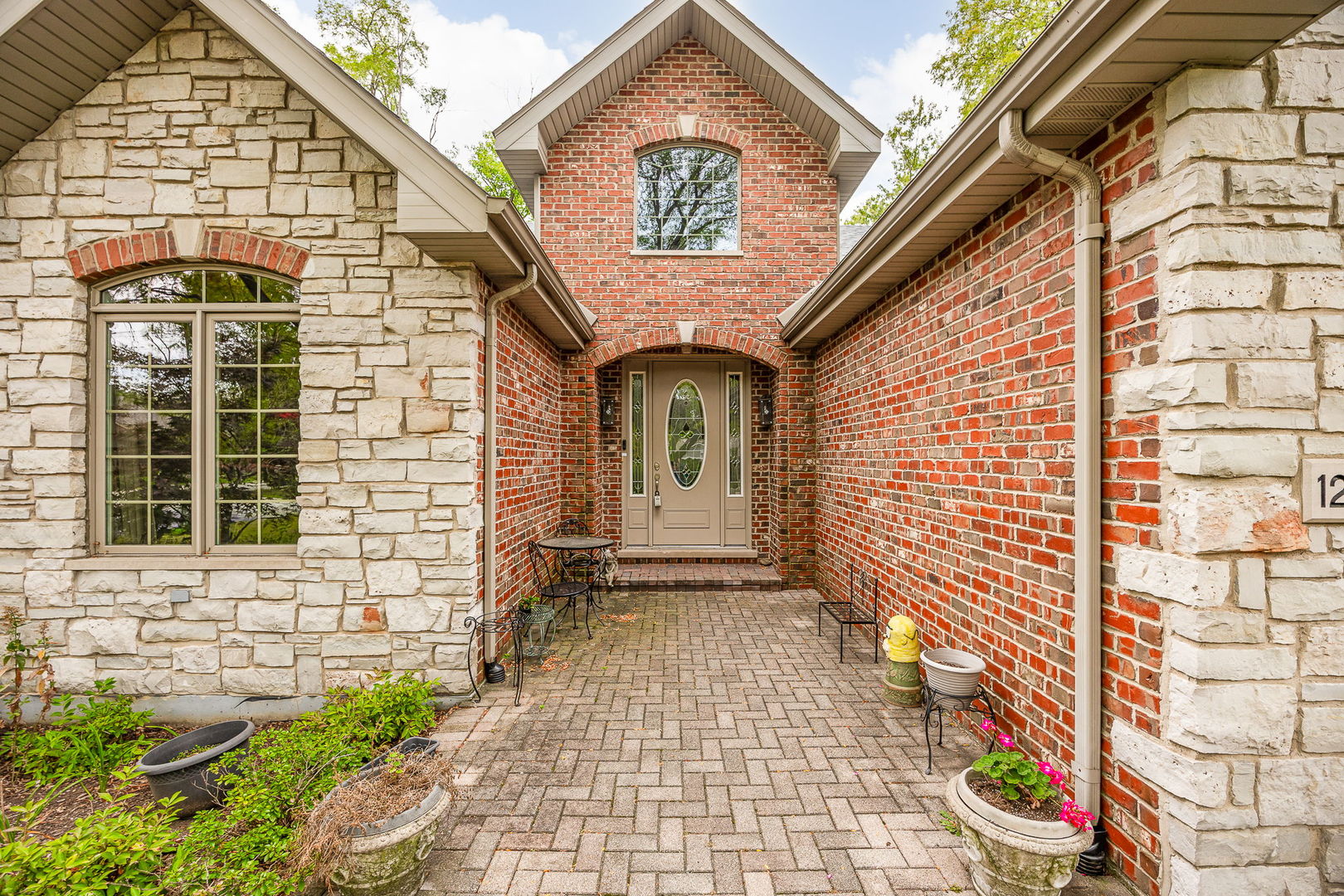 12022 S 72nd Court, Palos Heights, IL 60463