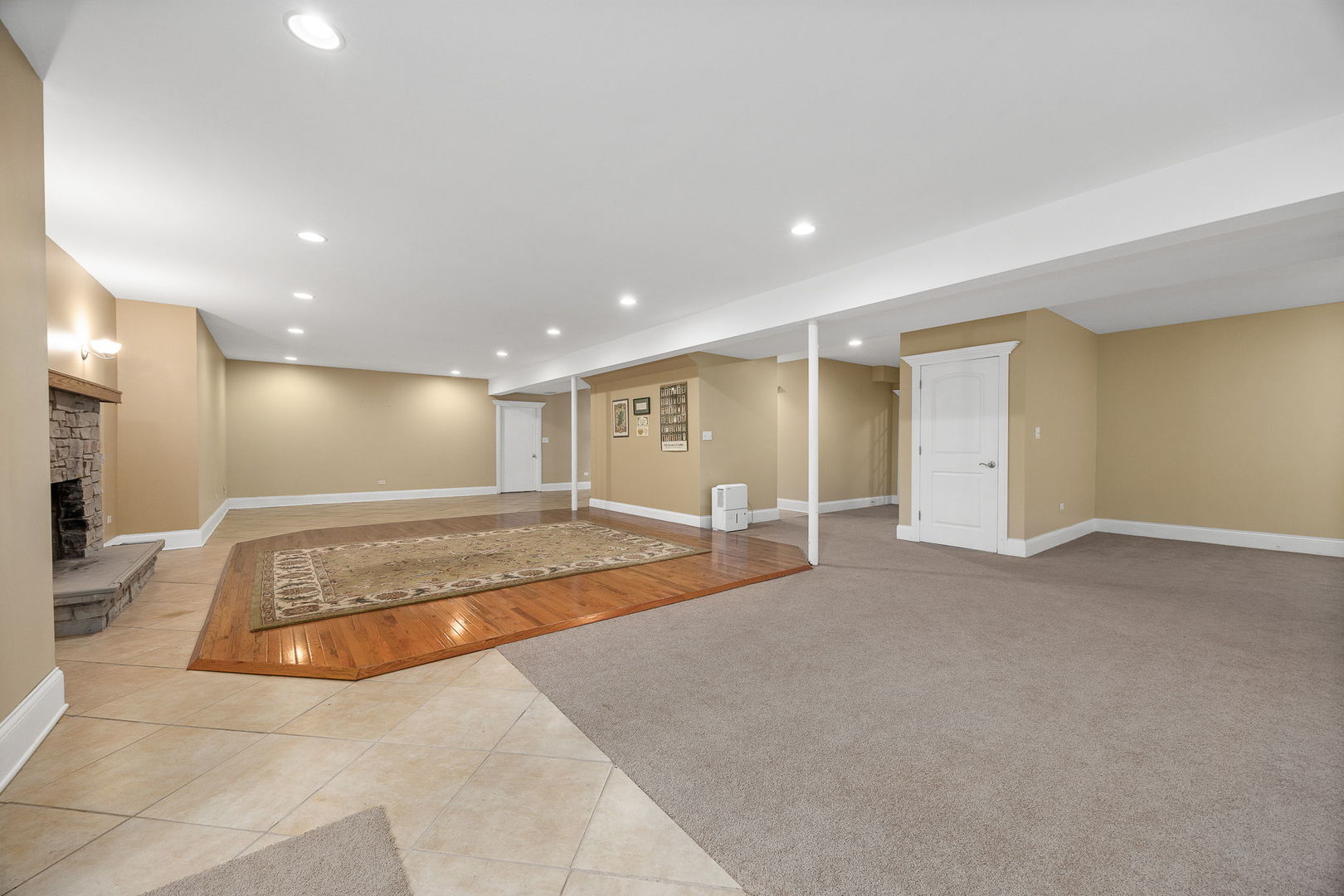 12022 S 72nd Court, Palos Heights, IL 60463