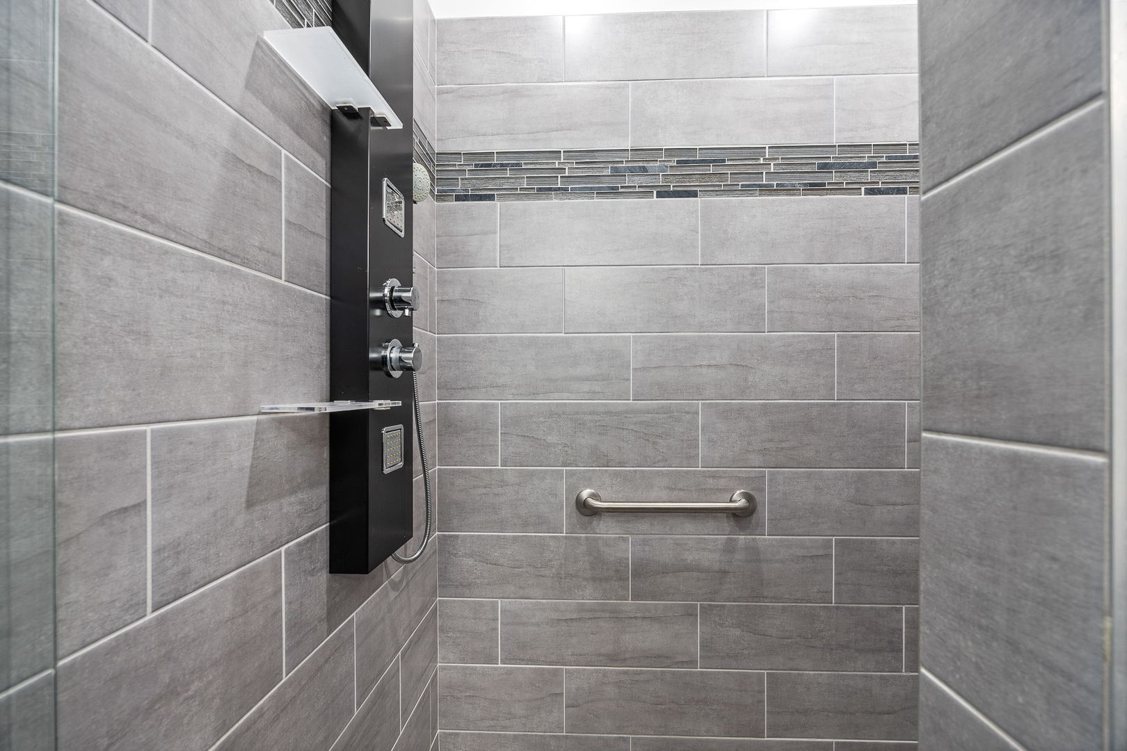 12022 S 72nd Court, Palos Heights, IL 60463