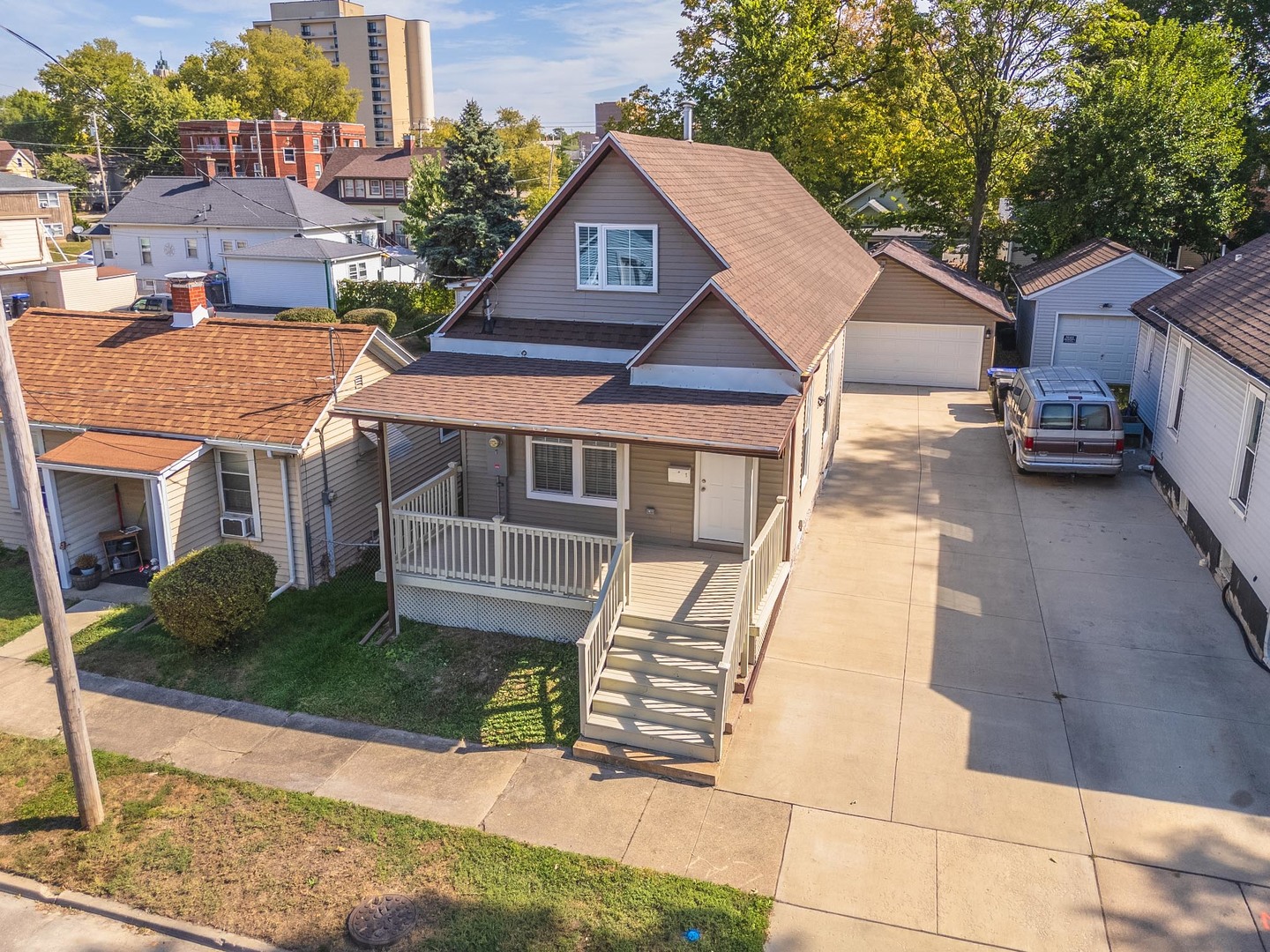 507 N Lee Street, Bloomington, IL 61701