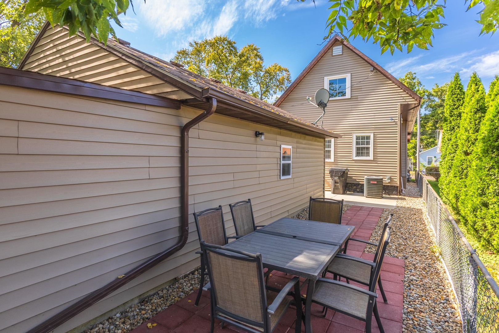 507 N Lee Street, Bloomington, IL 61701