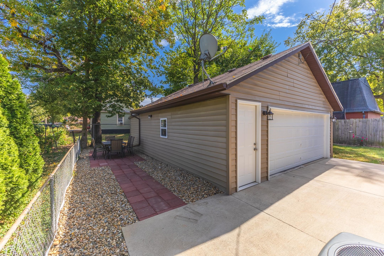 507 N Lee Street, Bloomington, IL 61701