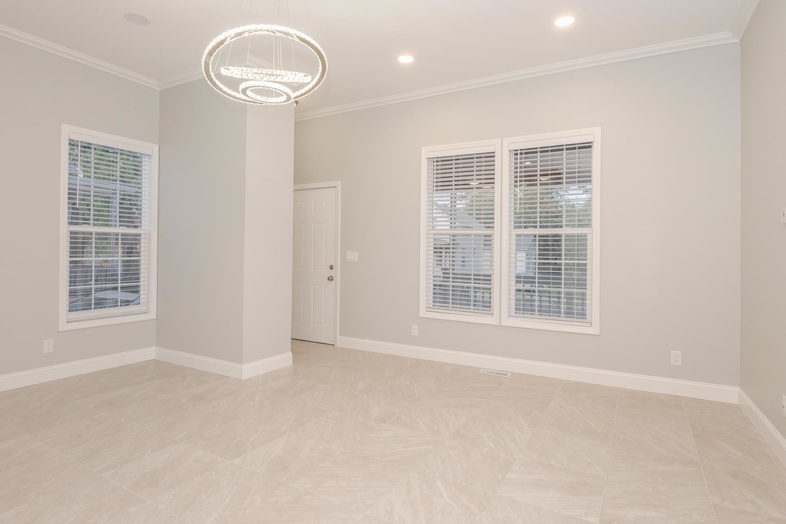 507 N Lee Street, Bloomington, IL 61701