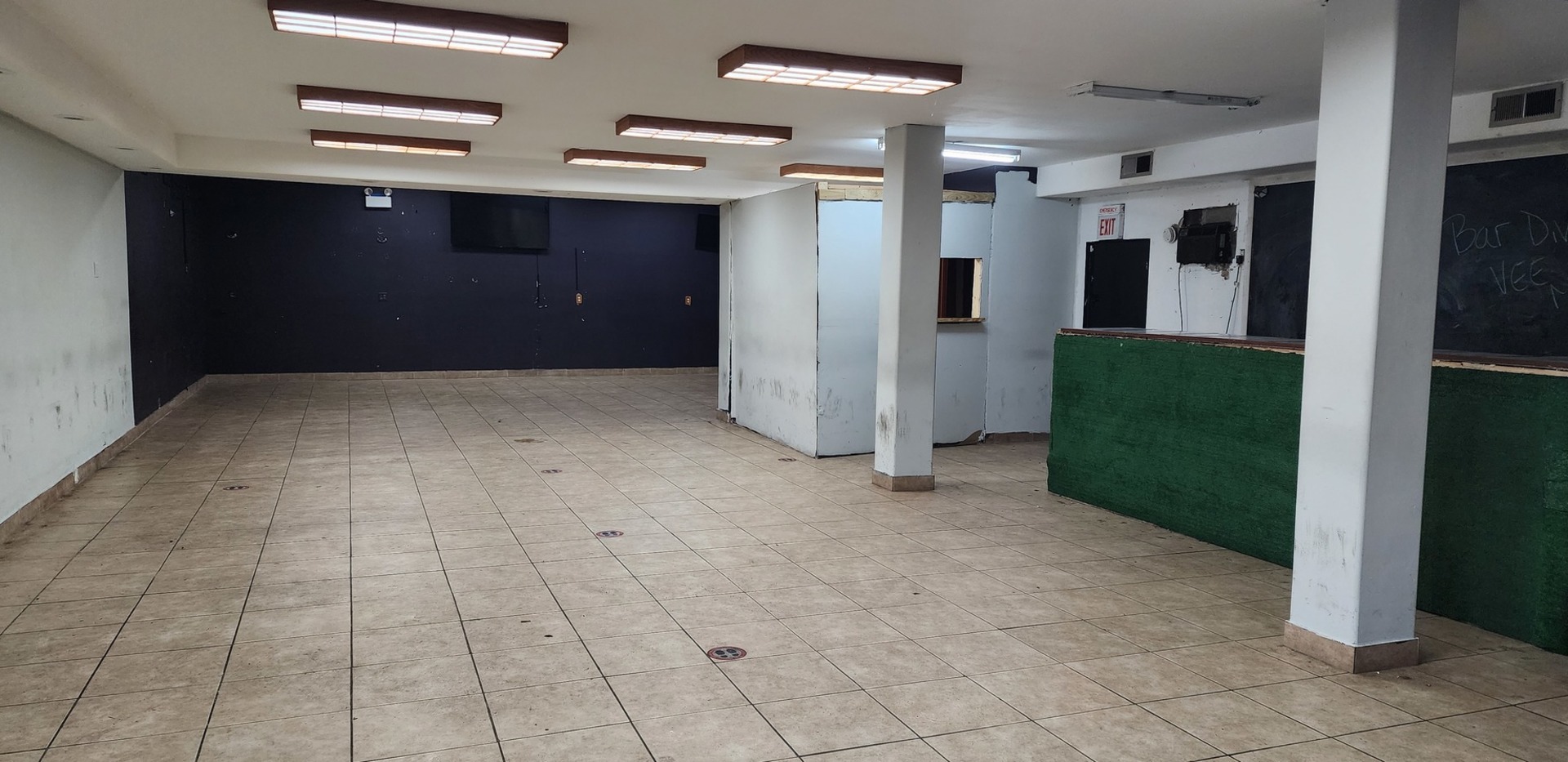 256 E 157th Street, Harvey, IL 60426