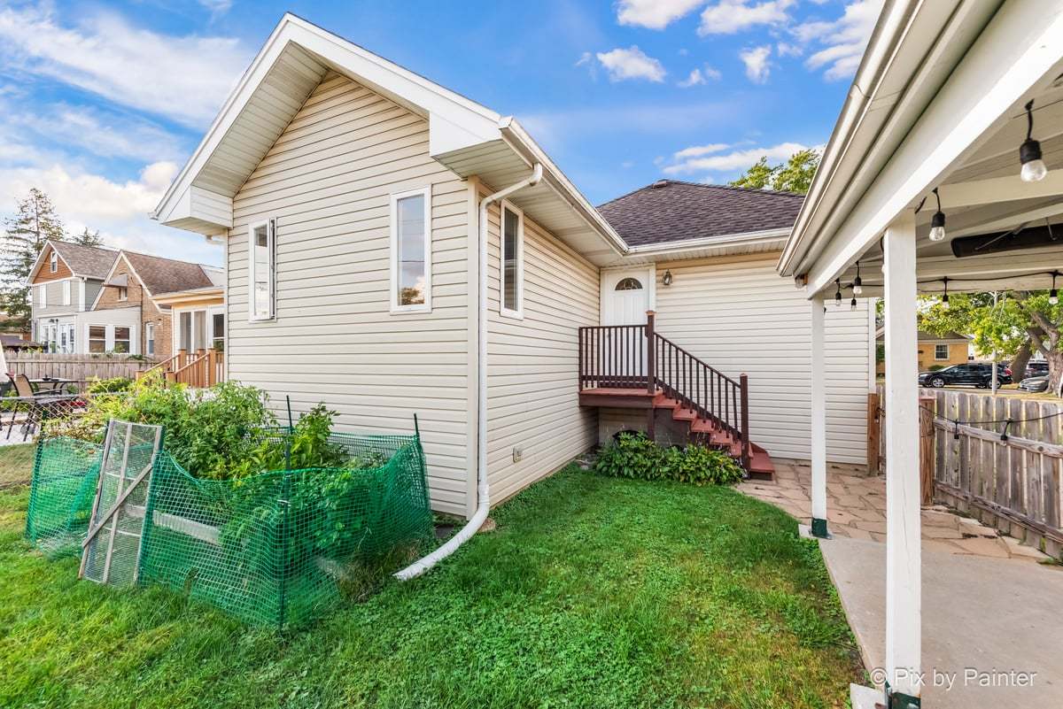 2225 N 76th Court, Elmwood Park, IL 60707