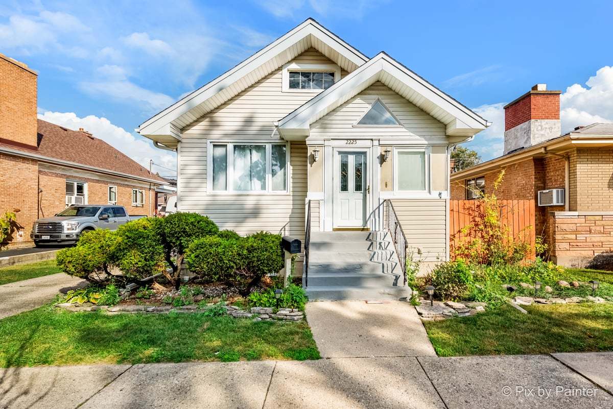 2225 N 76th Court, Elmwood Park, IL 60707