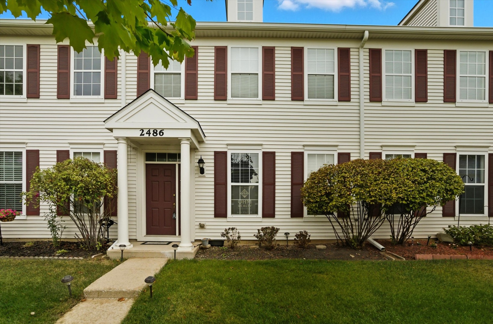 2486 Georgetown Circle, Aurora, IL 60503