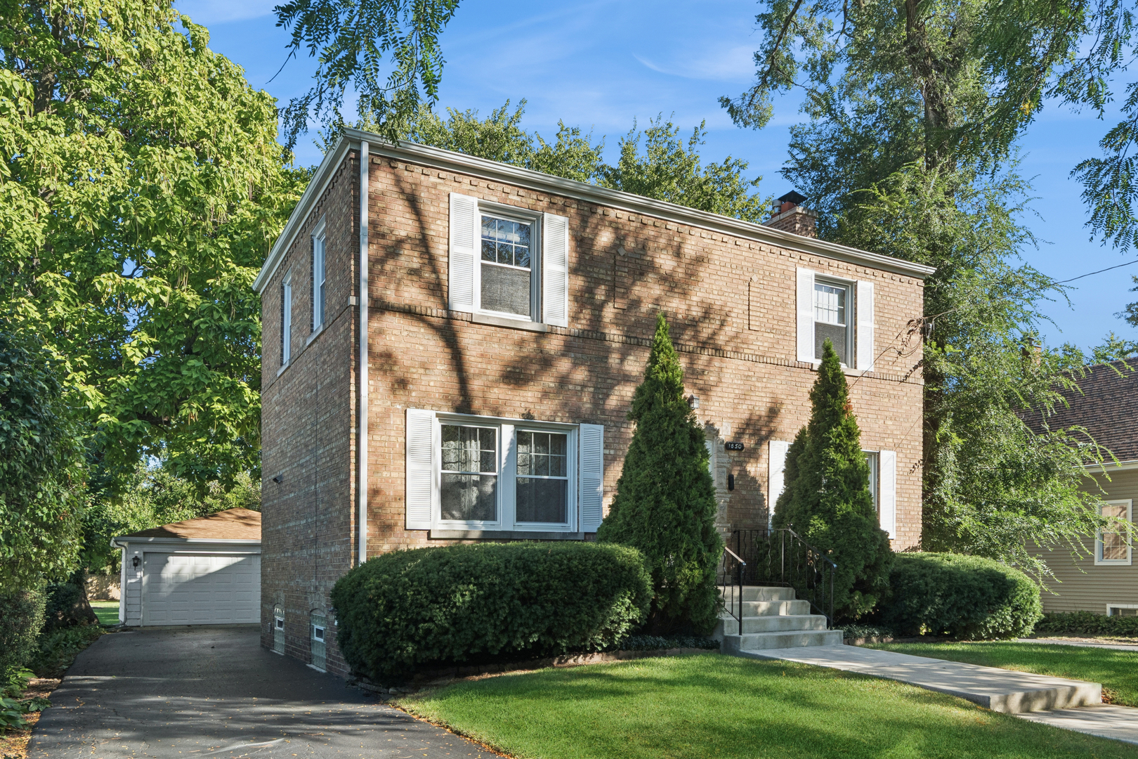1850 Pine Road, Homewood, IL 60430