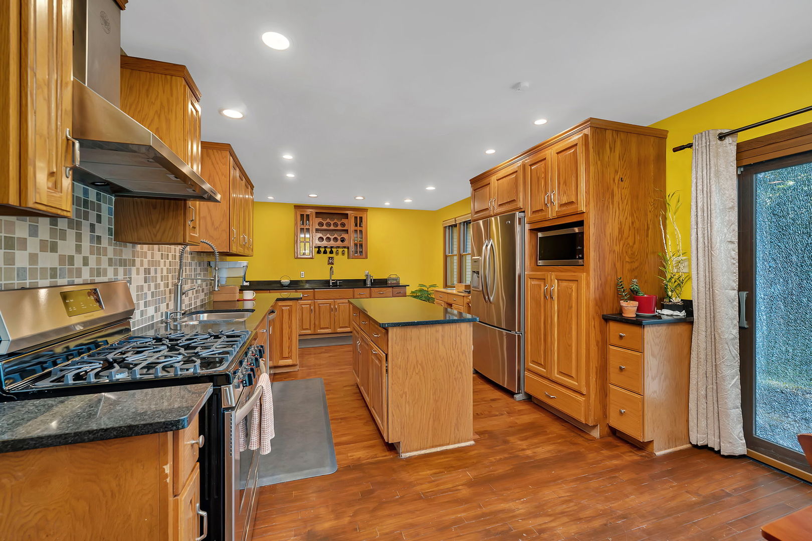 6919 177th Street, Tinley Park, IL 60477