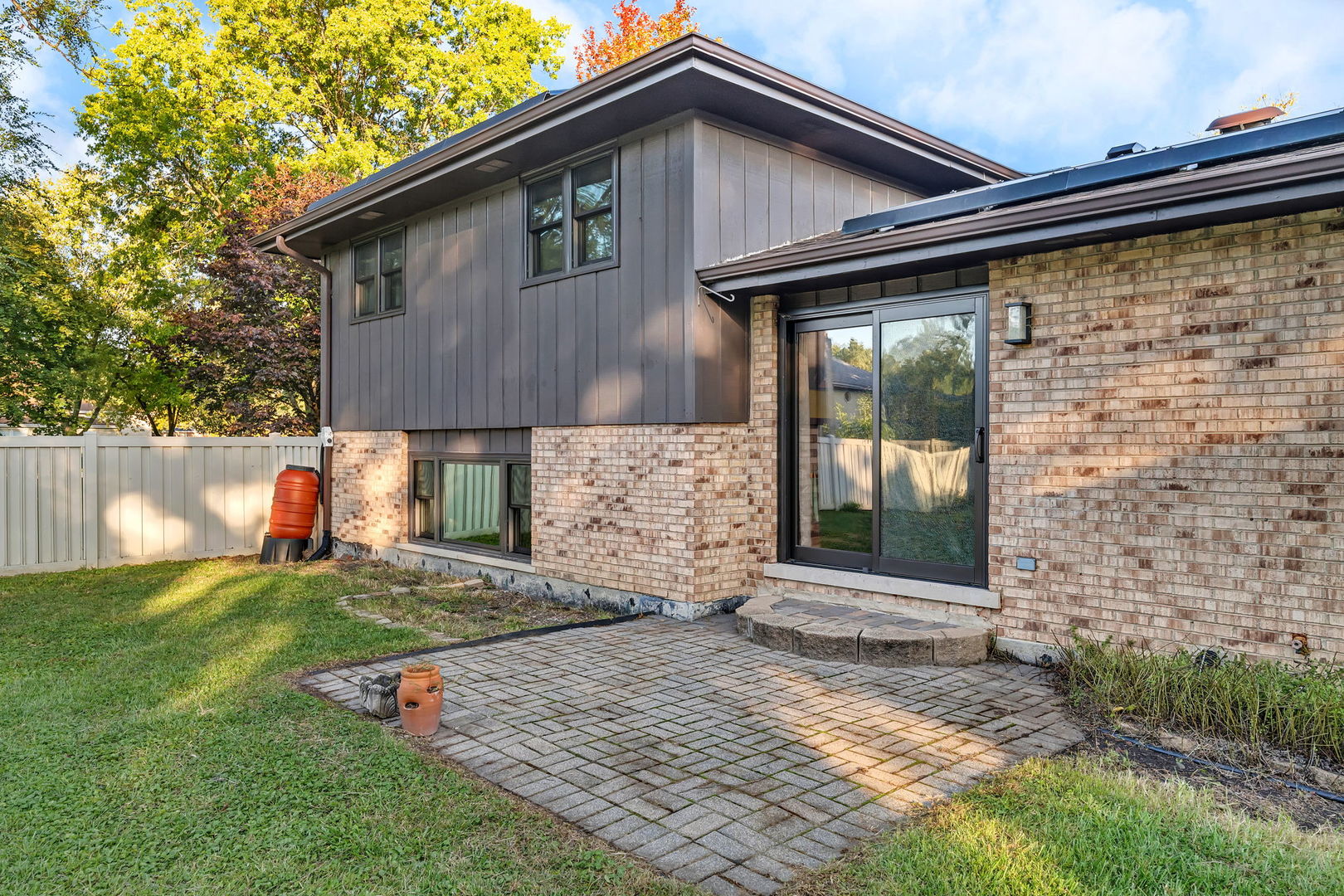 6919 177th Street, Tinley Park, IL 60477