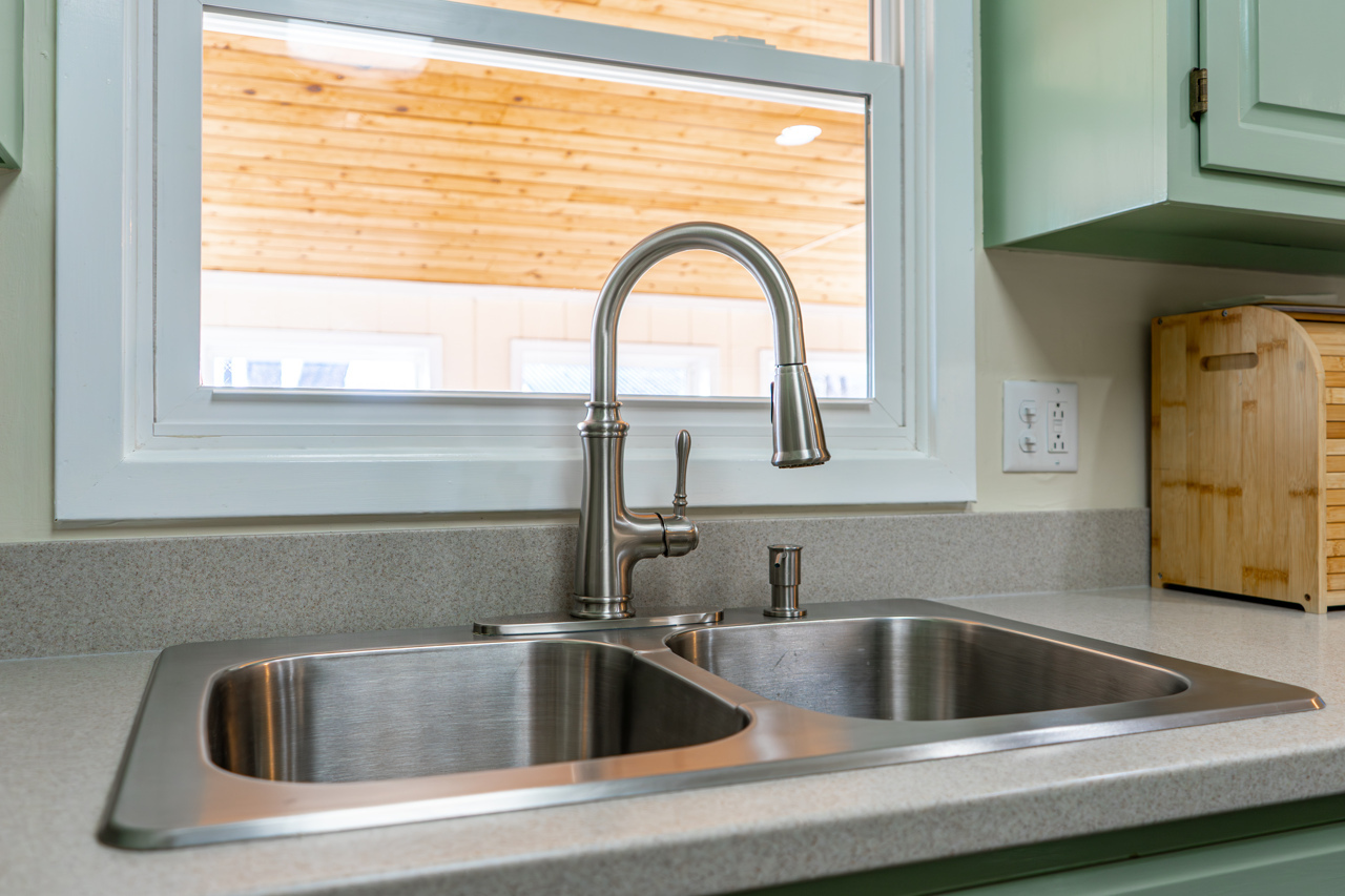 4015 Sunnyside Road, Woodstock, IL 60098