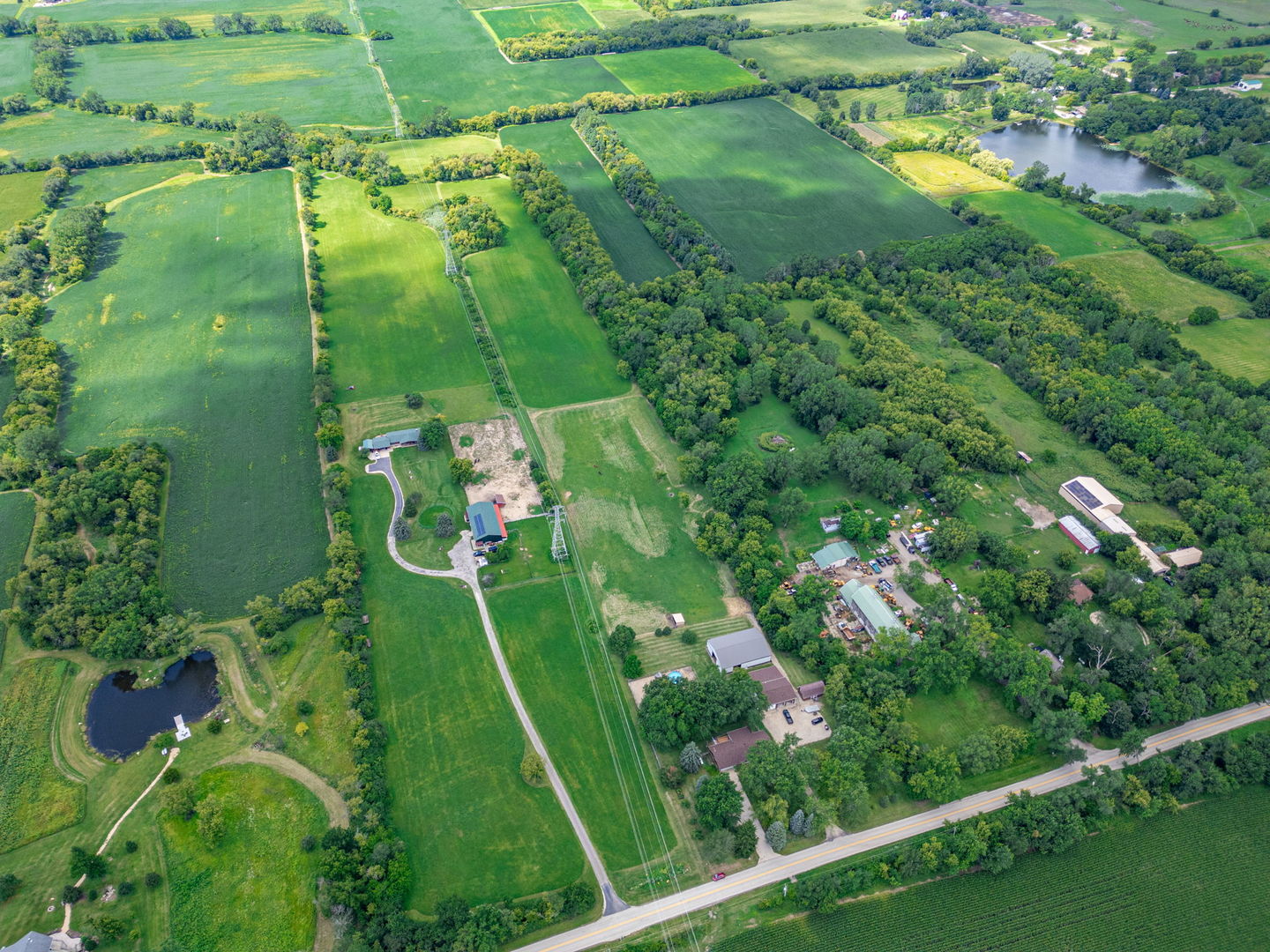 4015 Sunnyside Road, Woodstock, IL 60098