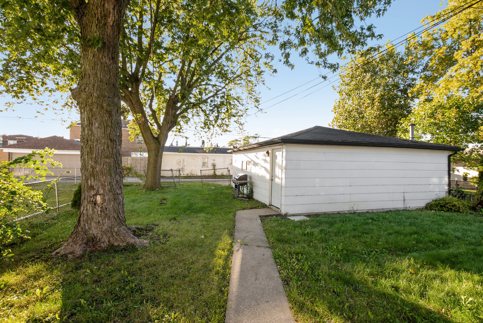 2630 Commercial Avenue, South Chicago Heights, IL 60411