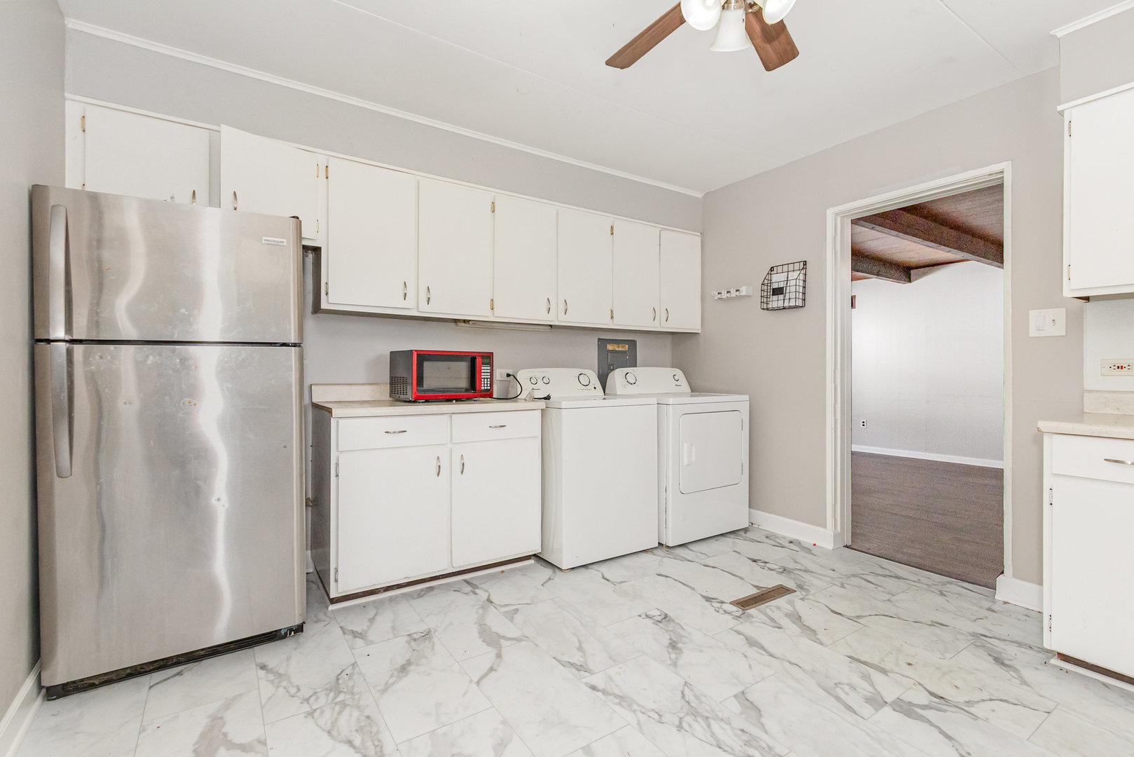 15045 Terrace Lane, Midlothian, IL 60445