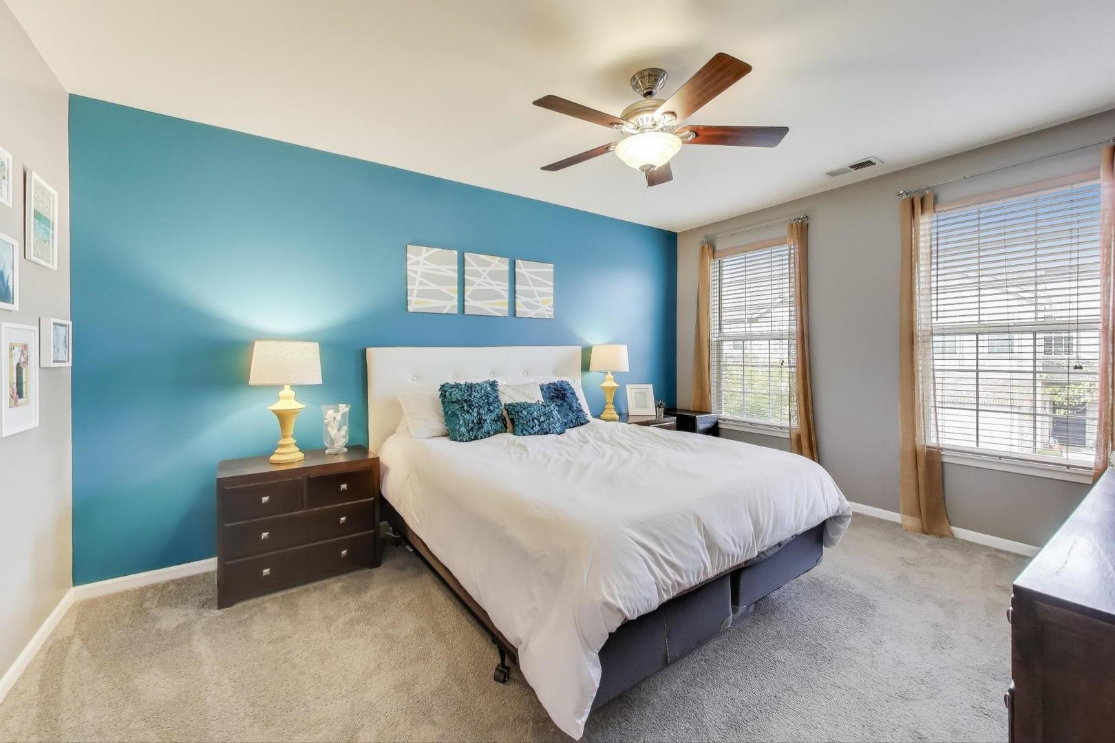 890 June Terrace #240, Lake Zurich, IL 60047