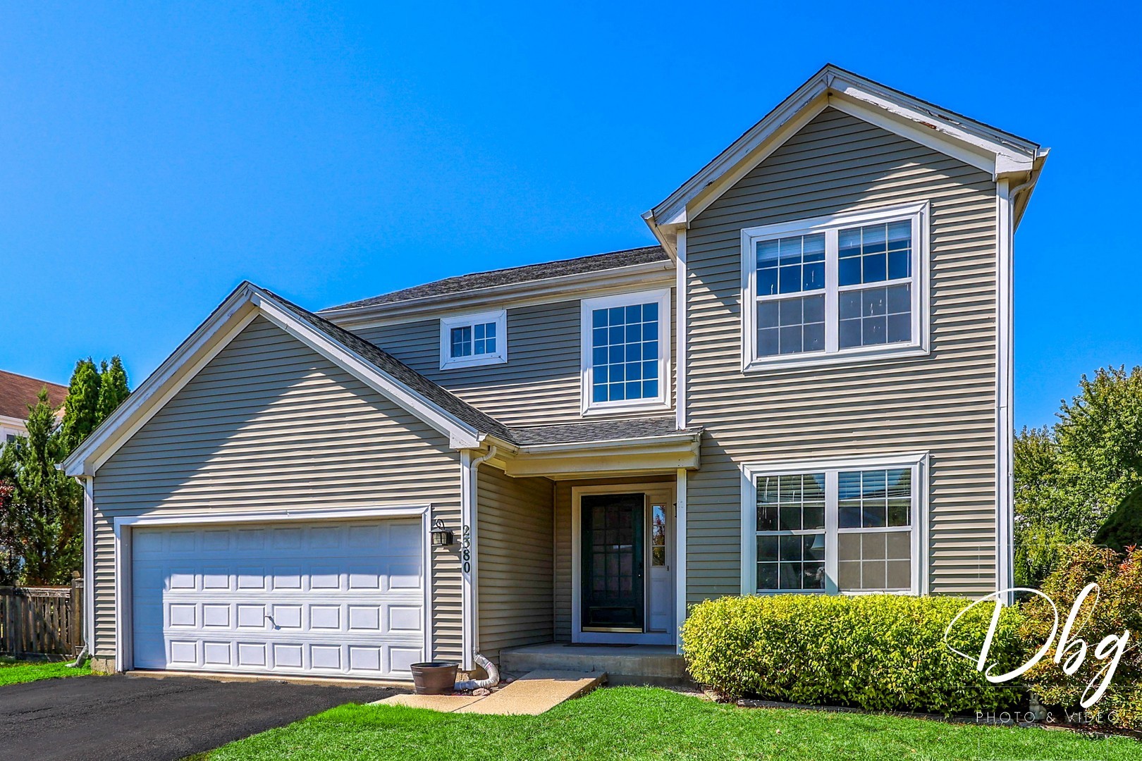 2380 N Salem Lane, Round Lake Beach, IL 60073