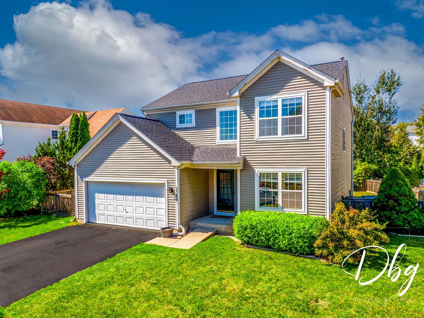 2380 N Salem Lane, Round Lake Beach, IL 60073