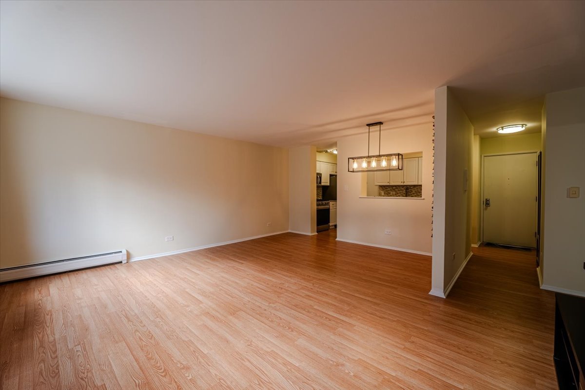 4623 N Chester Avenue #110, Chicago, IL 60656