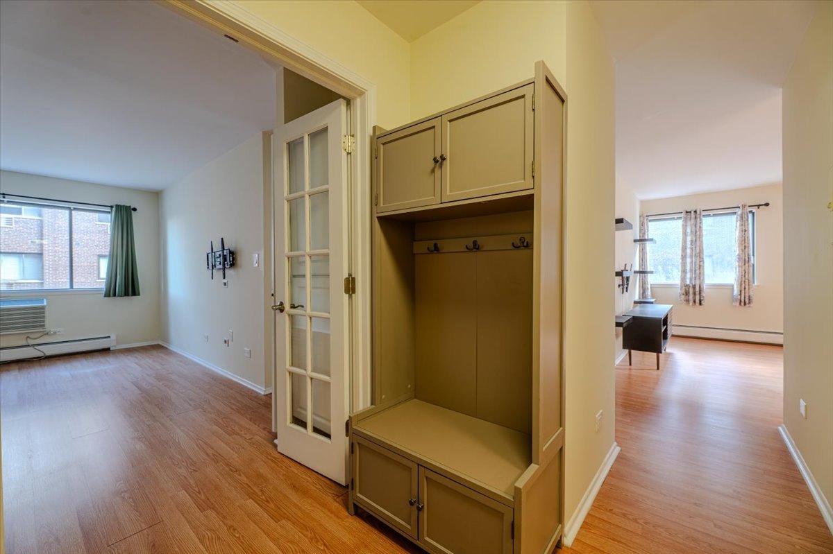 4623 N Chester Avenue #110, Chicago, IL 60656