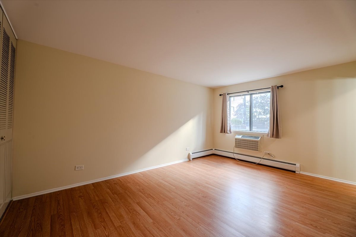 4623 N Chester Avenue #110, Chicago, IL 60656