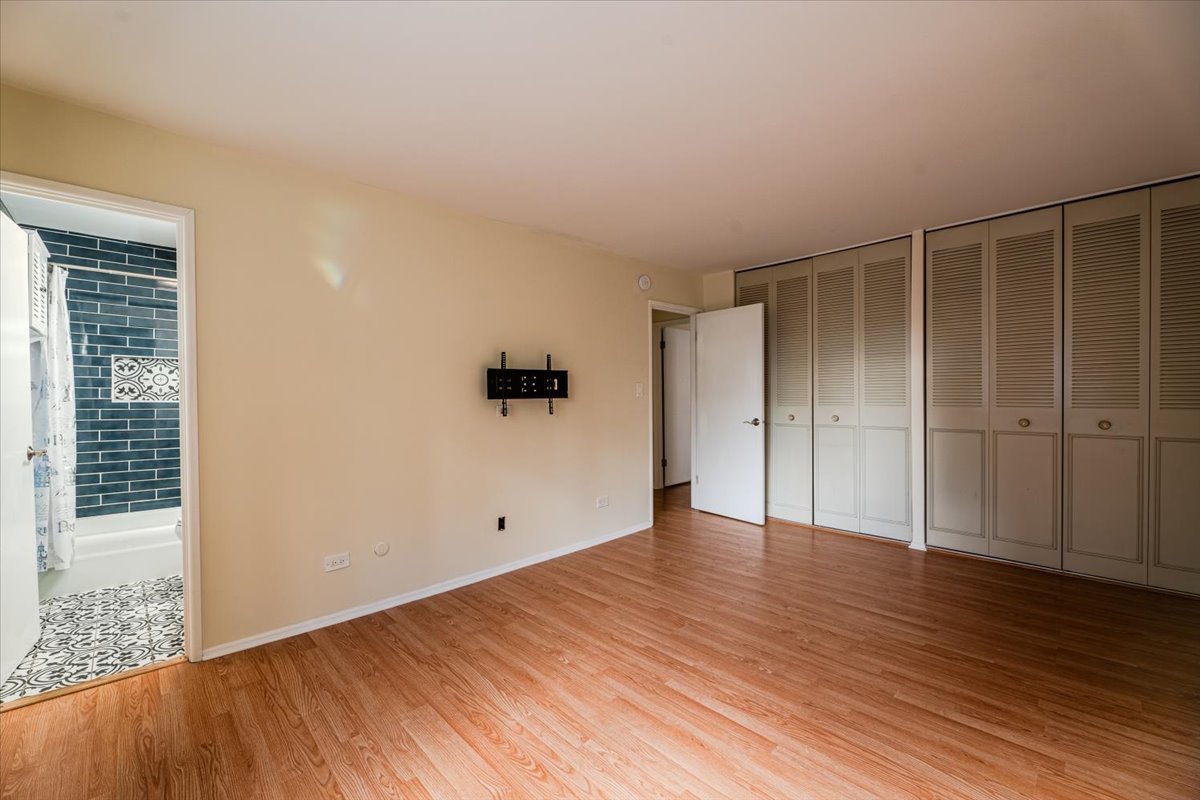4623 N Chester Avenue #110, Chicago, IL 60656