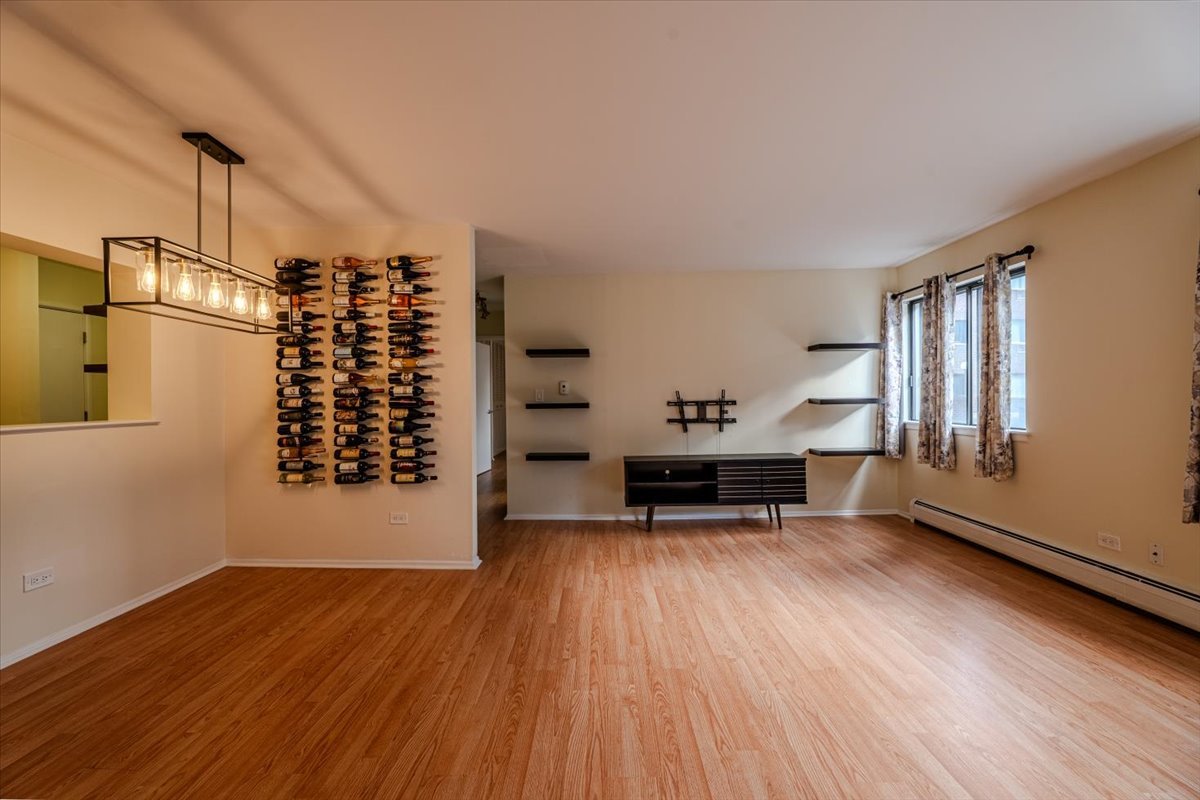 4623 N Chester Avenue #110, Chicago, IL 60656