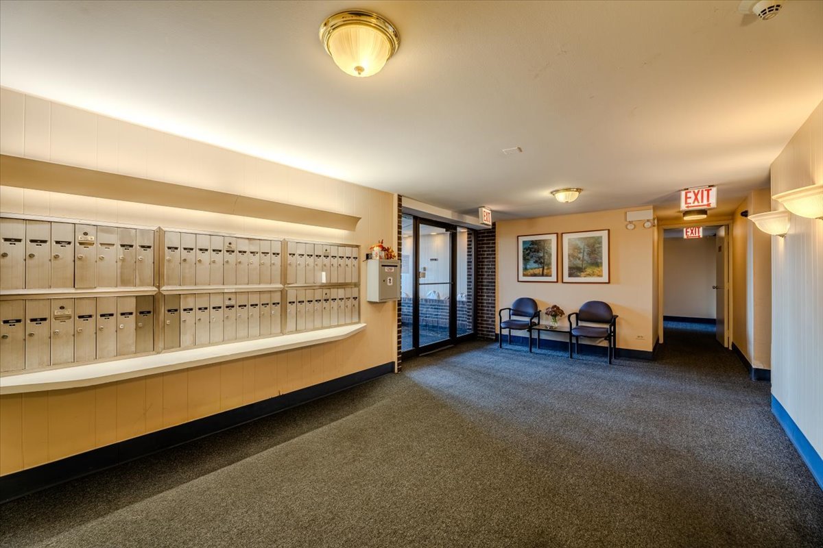 4623 N Chester Avenue #110, Chicago, IL 60656