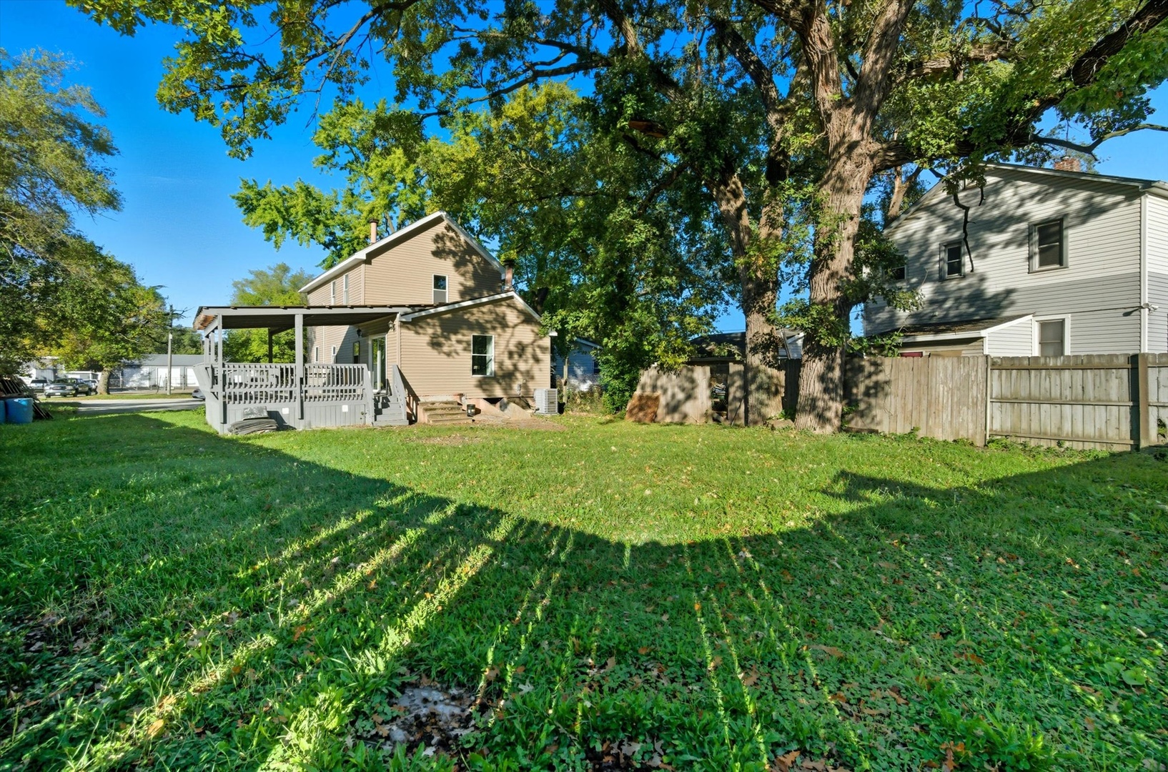 804 Richards Street, Joliet, IL 60433