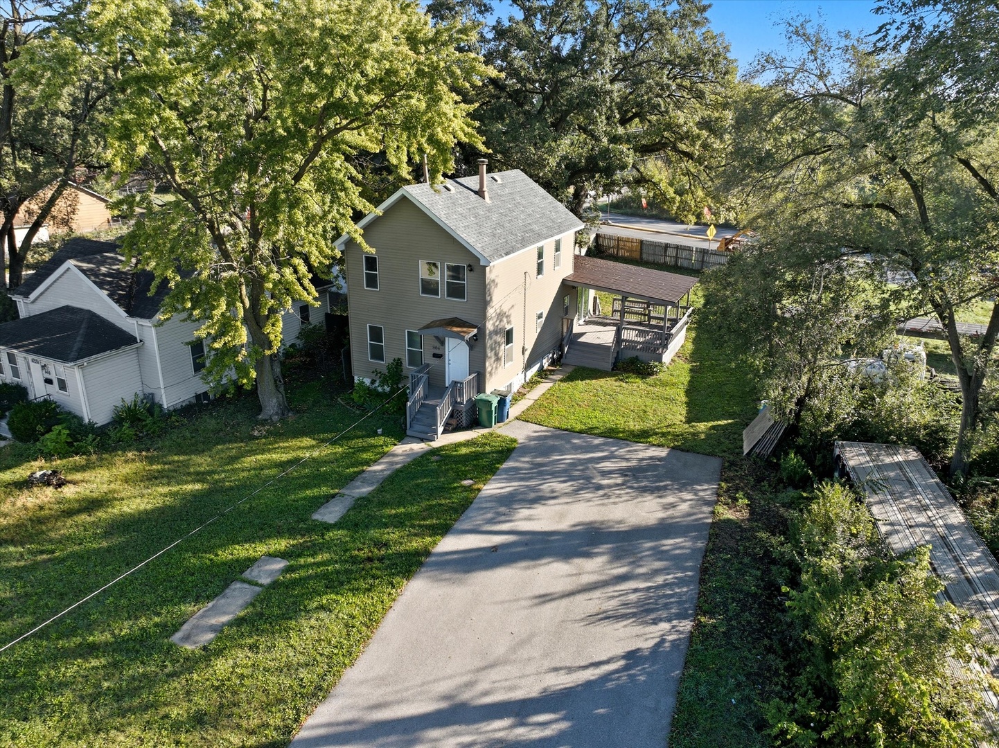 804 Richards Street, Joliet, IL 60433