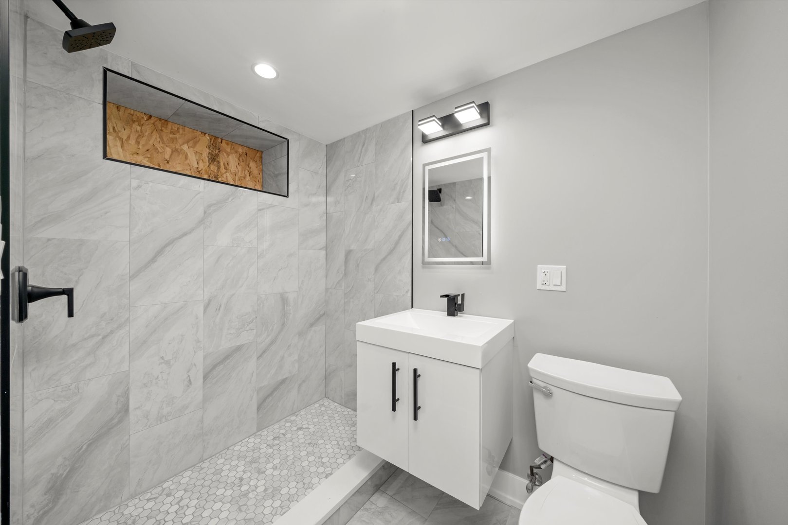 10047 S Calumet Avenue, Chicago, IL 60628