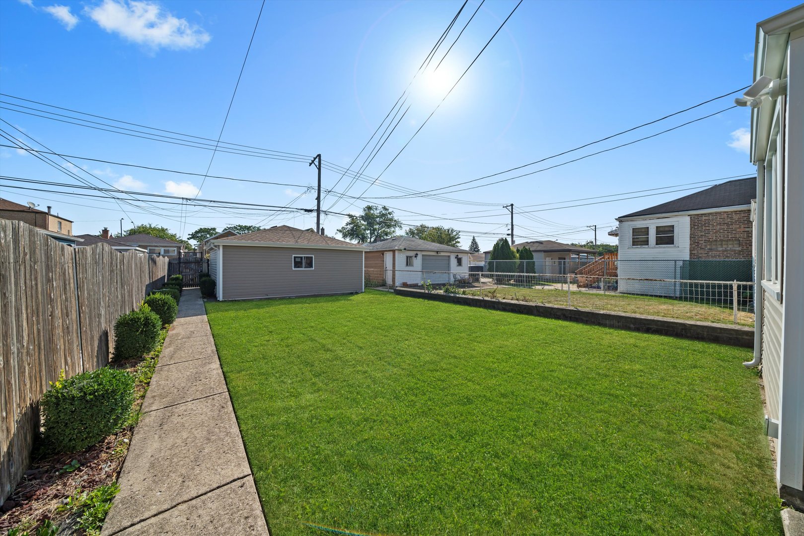 10047 S Calumet Avenue, Chicago, IL 60628