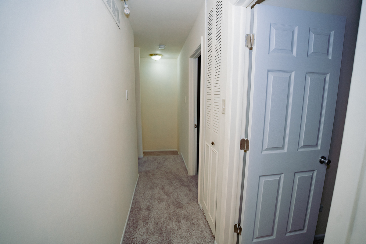 1221 Cedarwood Drive #F, Crest Hill, IL 60403