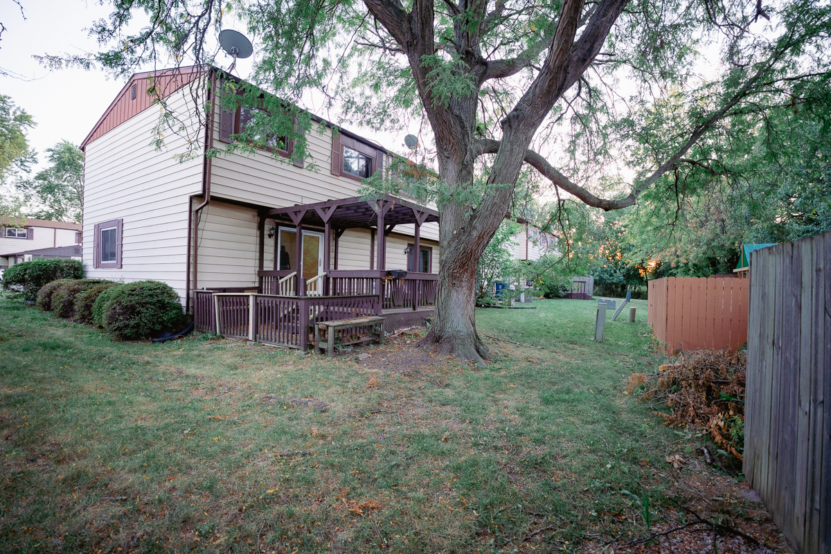 1221 Cedarwood Drive #F, Crest Hill, IL 60403