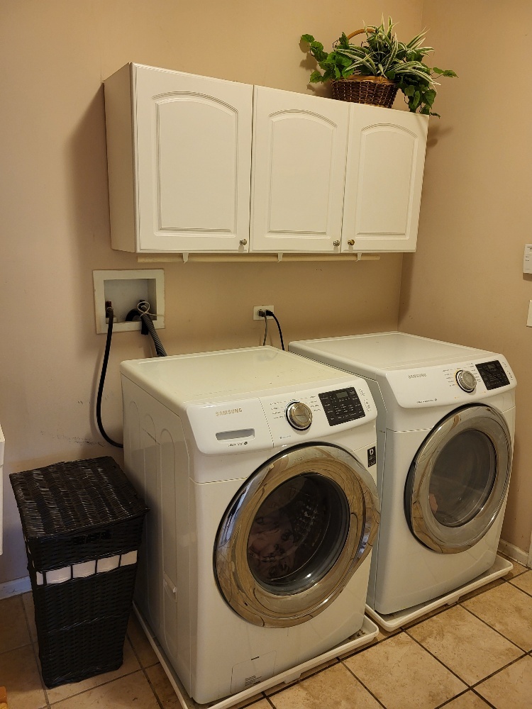 2949 BROSSMAN Street, Naperville, IL 60564