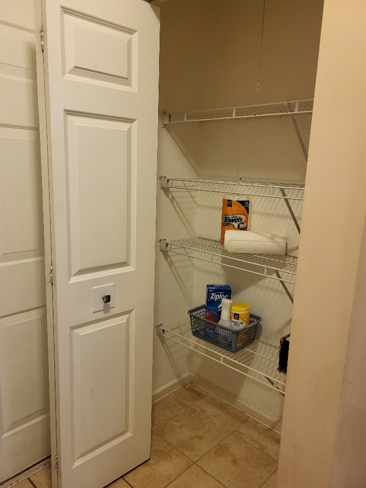 2949 BROSSMAN Street, Naperville, IL 60564