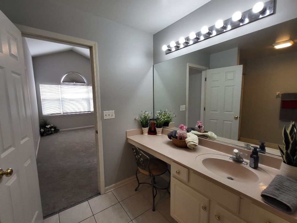 2949 BROSSMAN Street, Naperville, IL 60564