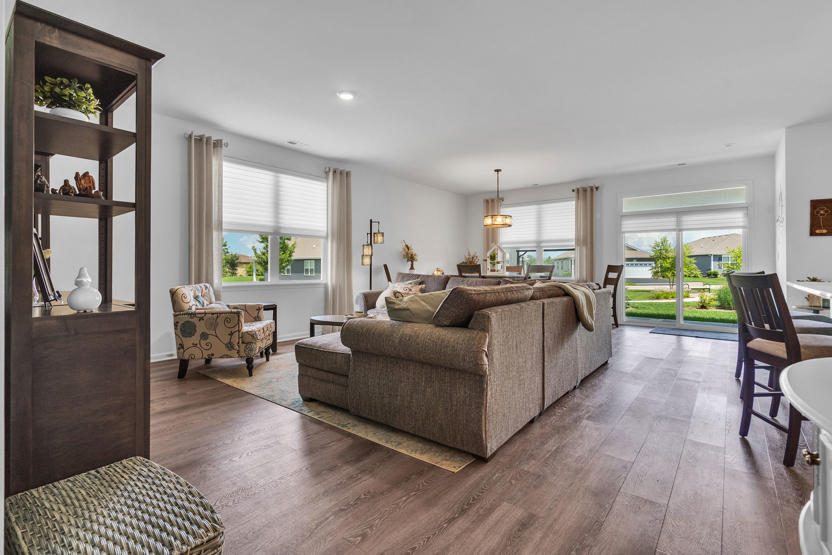 1655 Windsor Road, Pingree Grove, IL 60140