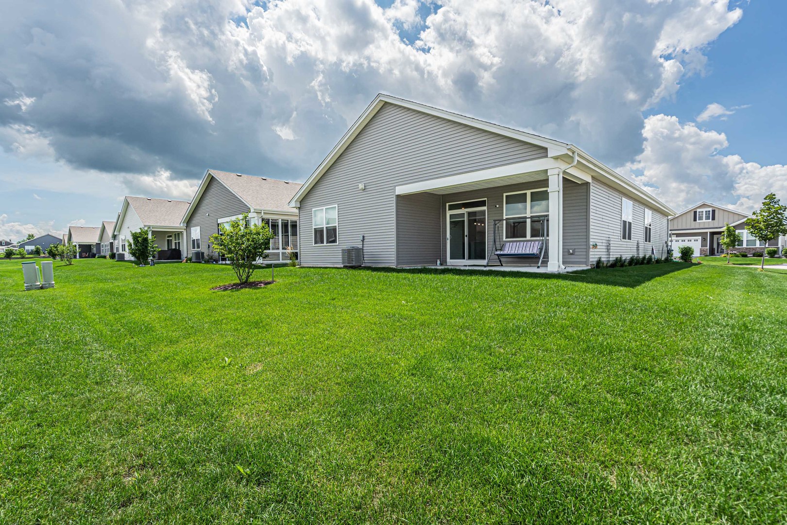 1655 Windsor Road, Pingree Grove, IL 60140