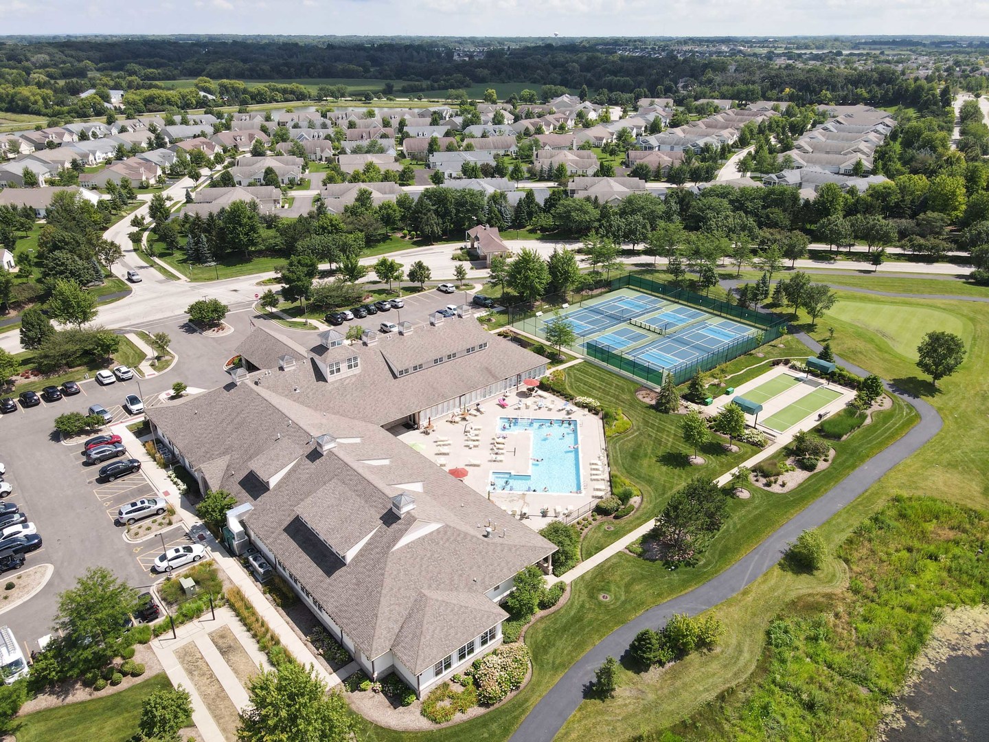 1655 Windsor Road, Pingree Grove, IL 60140