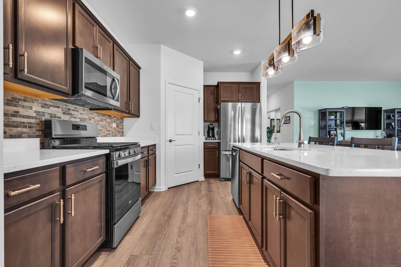 1655 Windsor Road, Pingree Grove, IL 60140