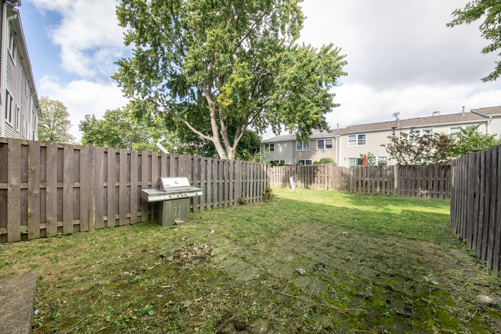 2004 Farnham Court, Schaumburg, IL 60194