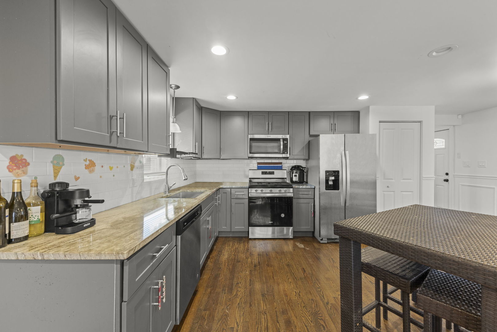 11616 S Racine Avenue, Chicago, IL 60643