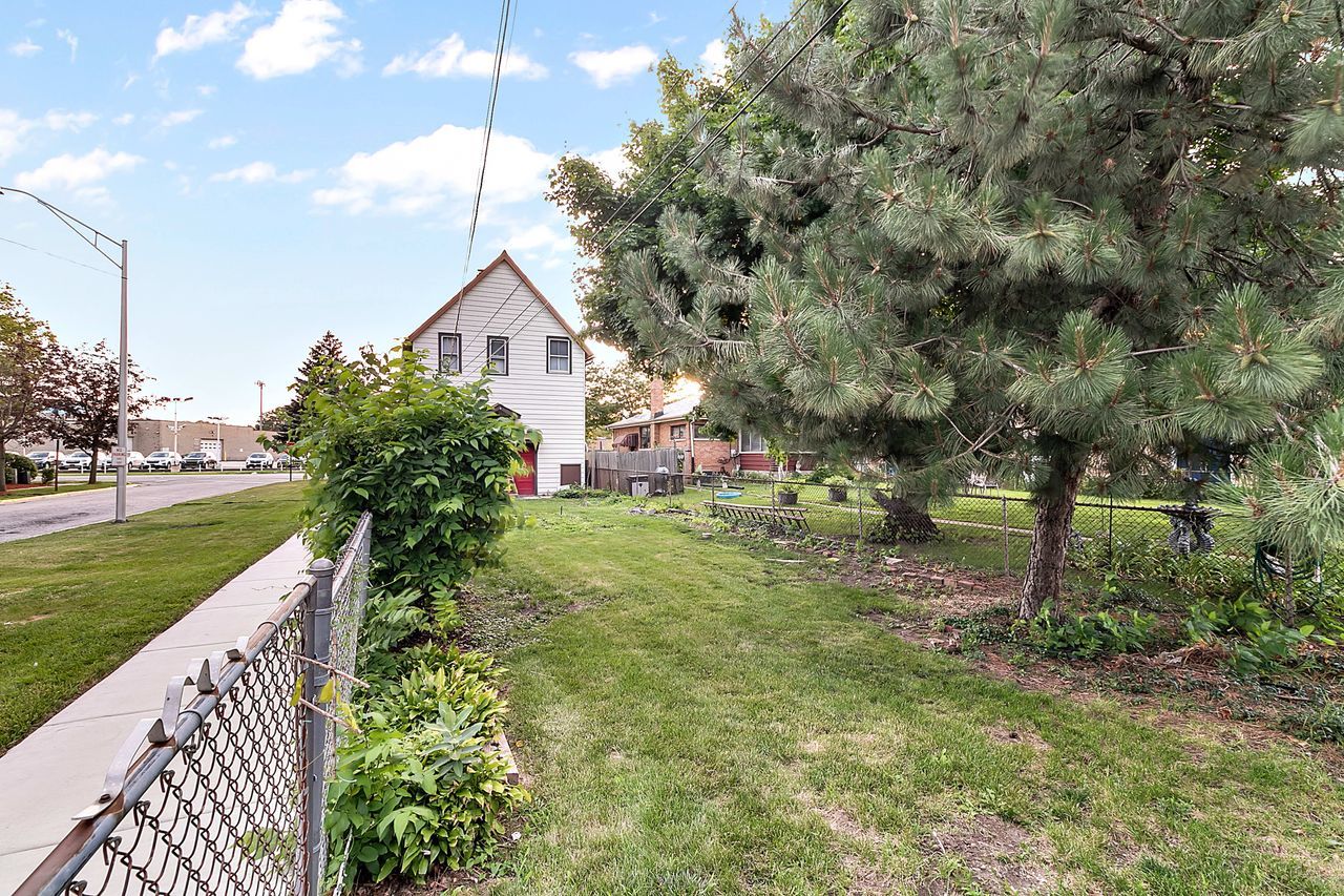 1108 Des Plaines Avenue #2, Forest Park, IL 60130