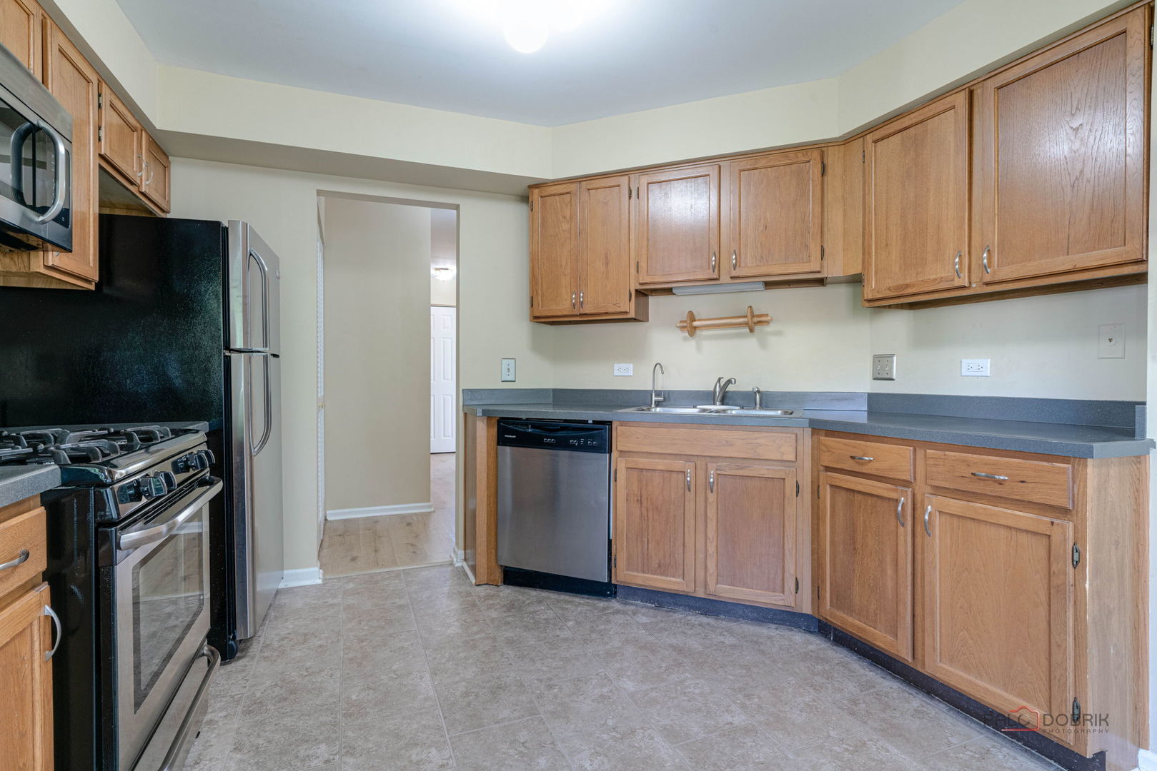 305 Satinwood Terrace, Buffalo Grove, IL 60089