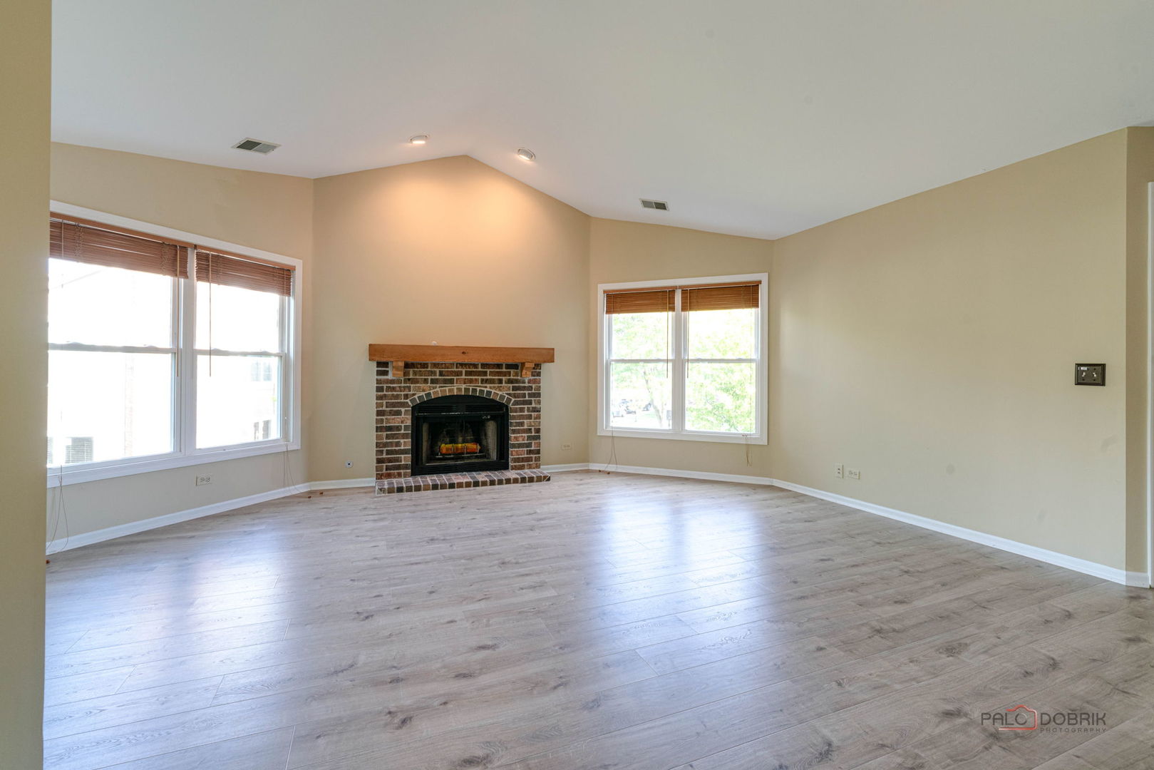 305 Satinwood Terrace, Buffalo Grove, IL 60089