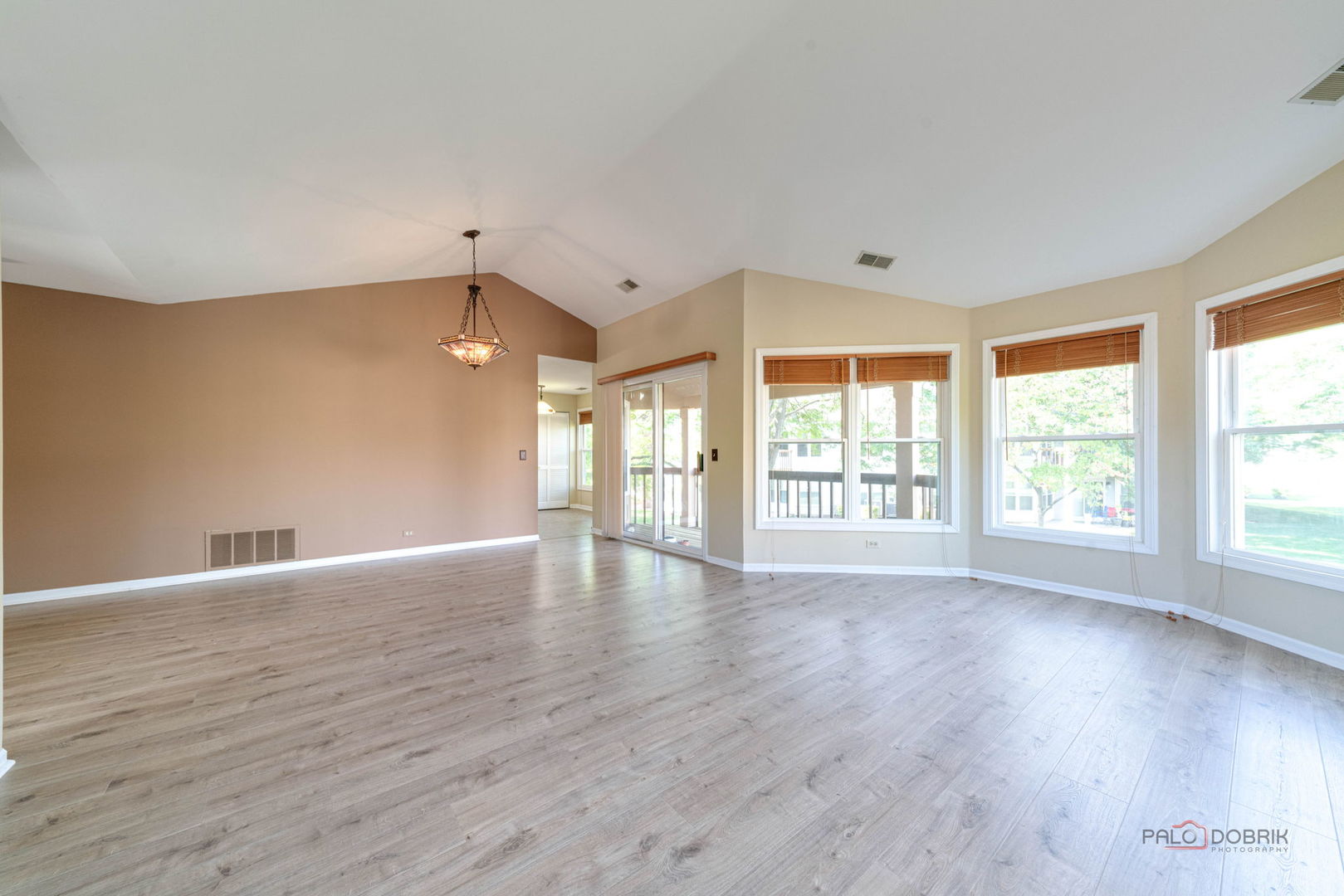 305 Satinwood Terrace, Buffalo Grove, IL 60089