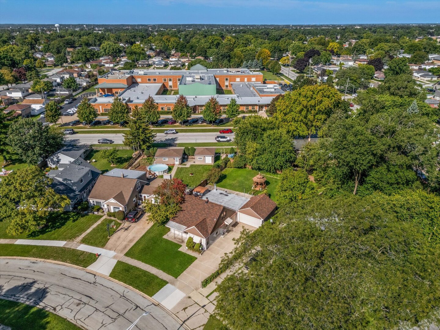 9100 Lynwood Drive, Oak Lawn, IL 60453