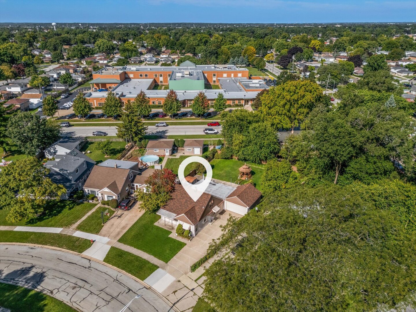 9100 Lynwood Drive, Oak Lawn, IL 60453