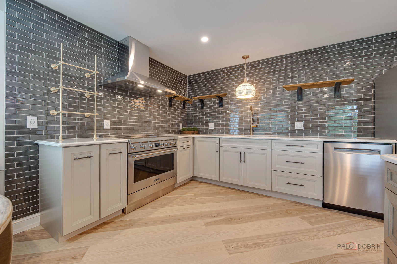 2200 Bouterse Street #409, Park Ridge, IL 60068