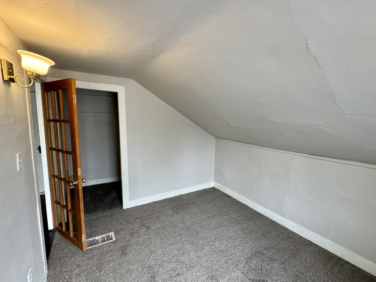 405 N 4th Street, Neponset, IL 61345